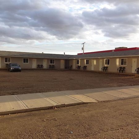 King'S Hotel & Motel By Elevate Rooms Shaunavon Kültér fotó