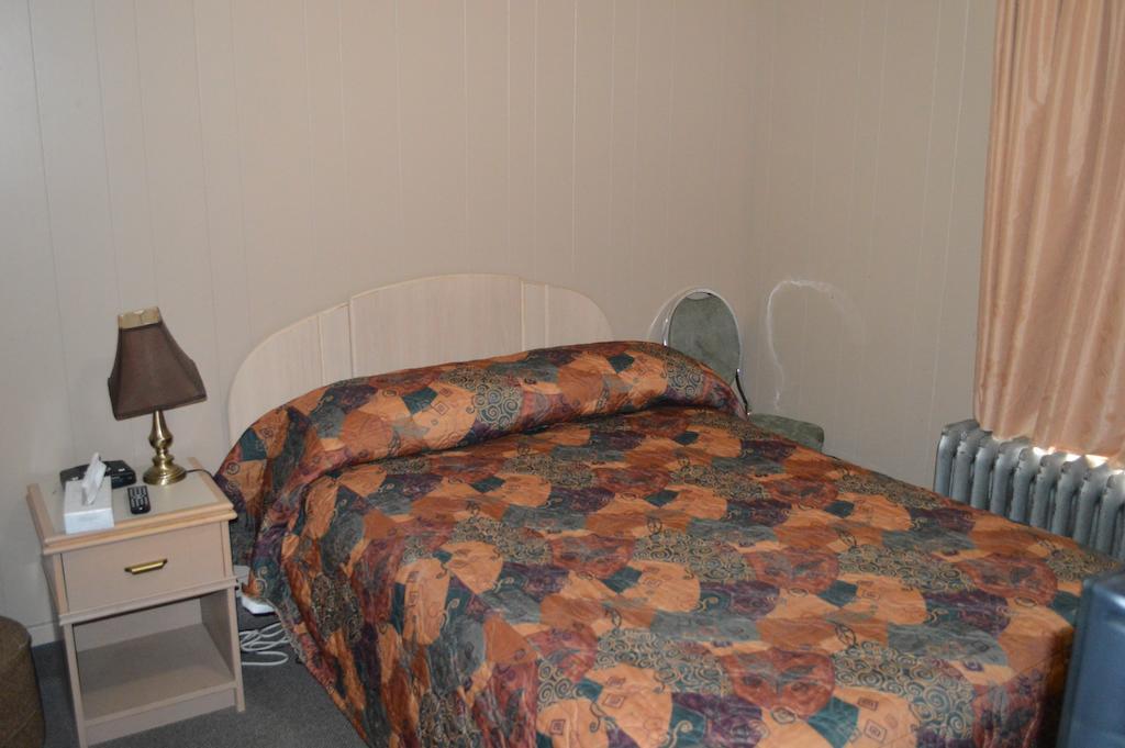 King'S Hotel & Motel By Elevate Rooms Shaunavon Szoba fotó