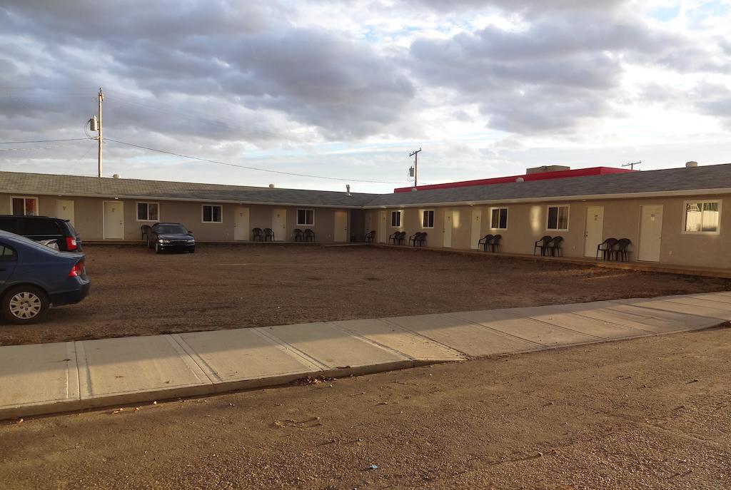 King'S Hotel & Motel By Elevate Rooms Shaunavon Kültér fotó