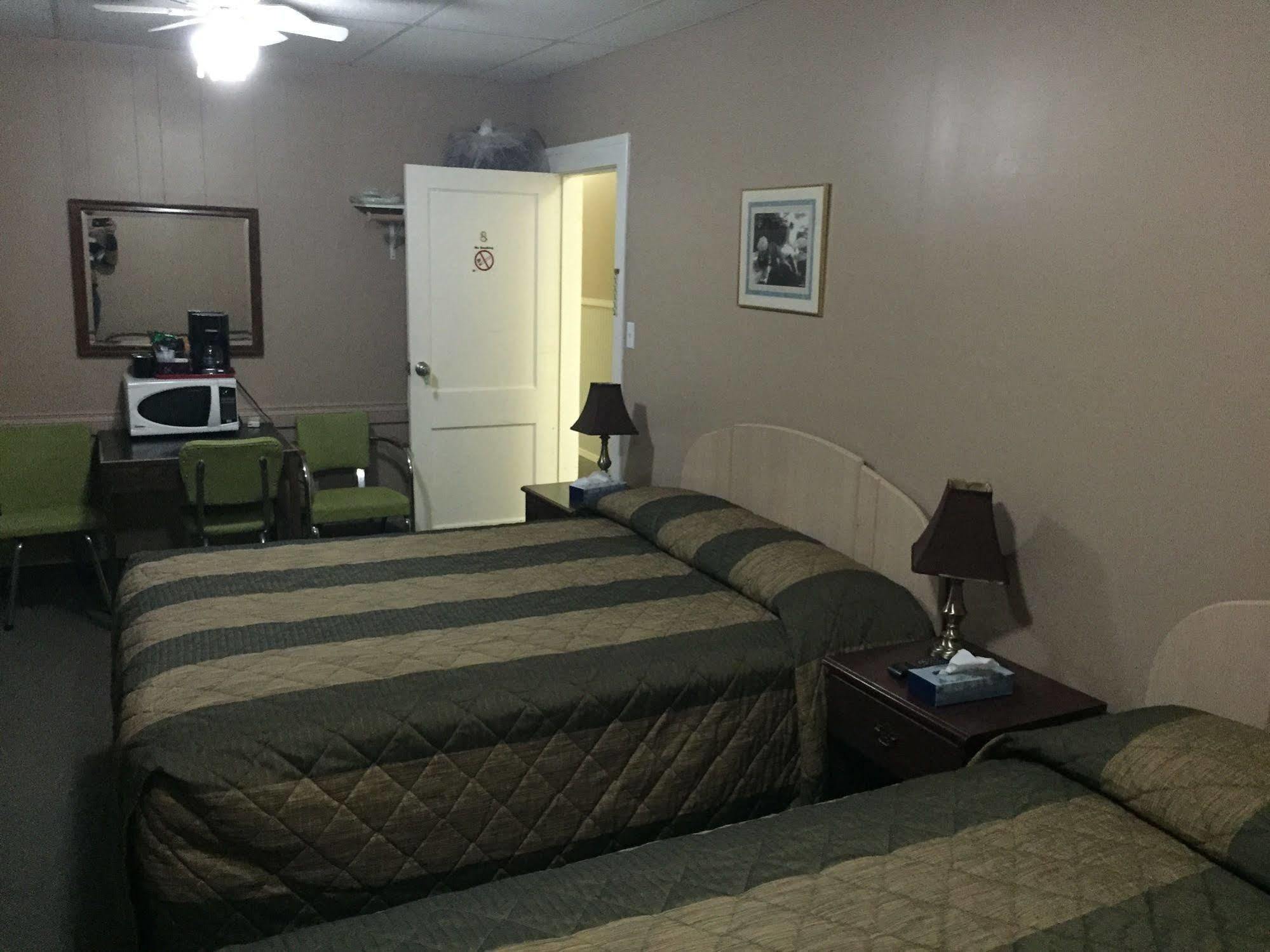 King'S Hotel & Motel By Elevate Rooms Shaunavon Kültér fotó